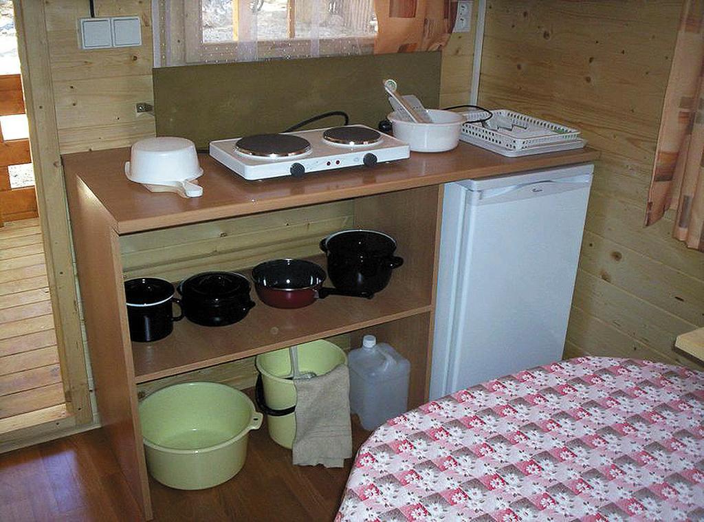 Victoria Cottage Camping Dole Blato  Exterior photo